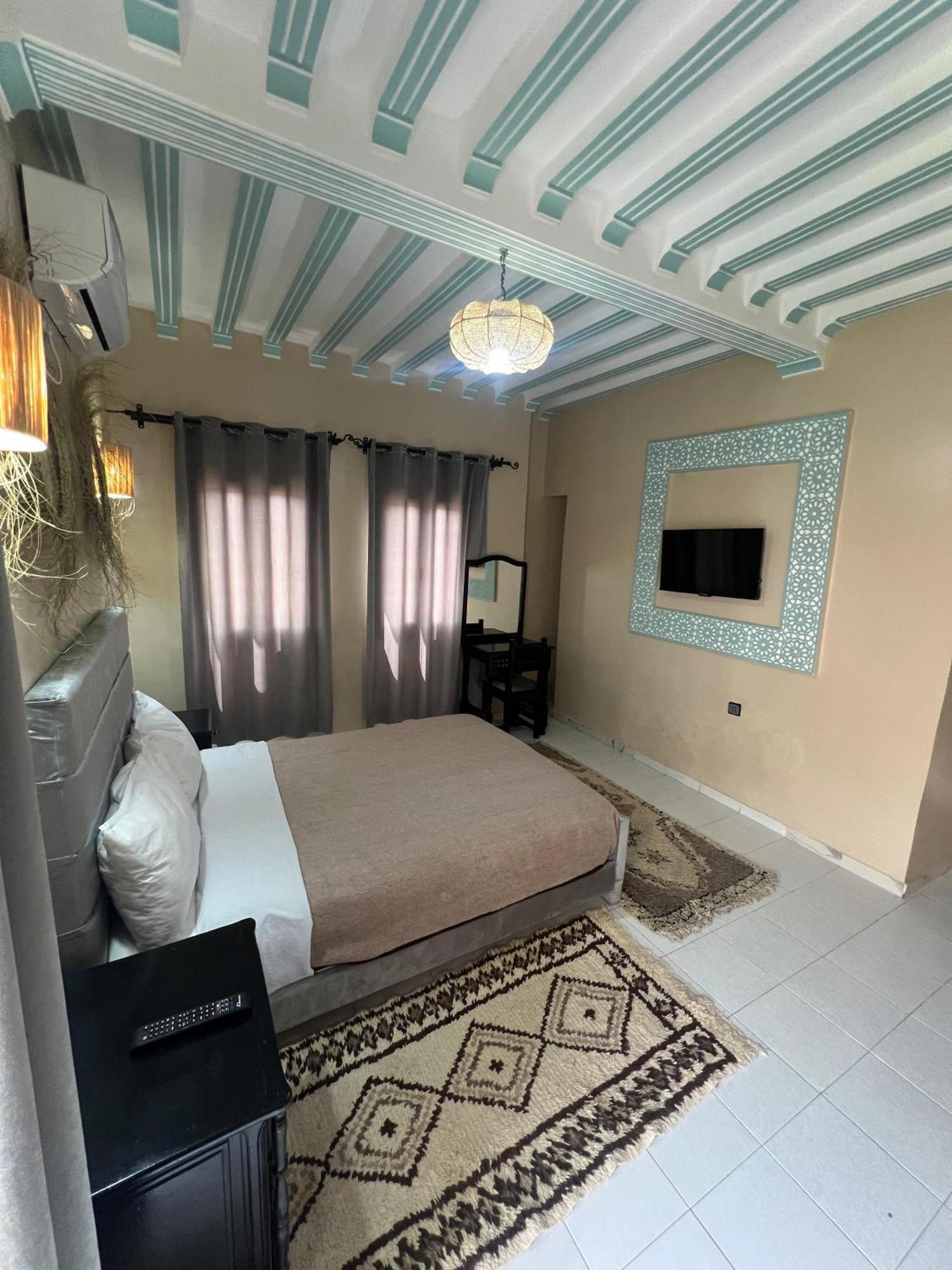 Hotel Zaghro Tajda Buitenkant foto